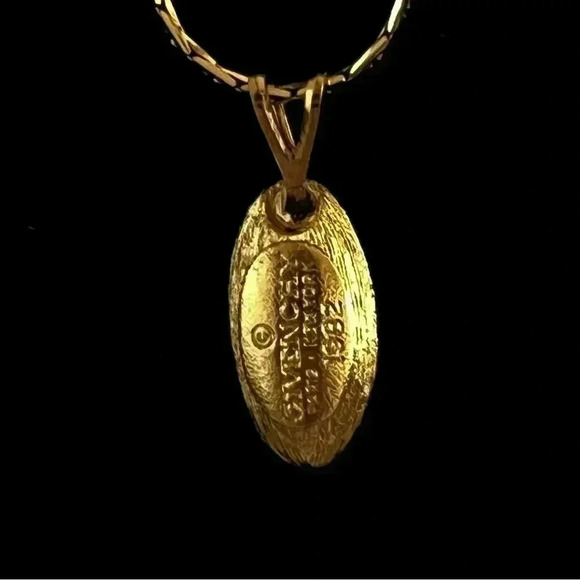 Givenchy logo necklace - Picture 2 of 3